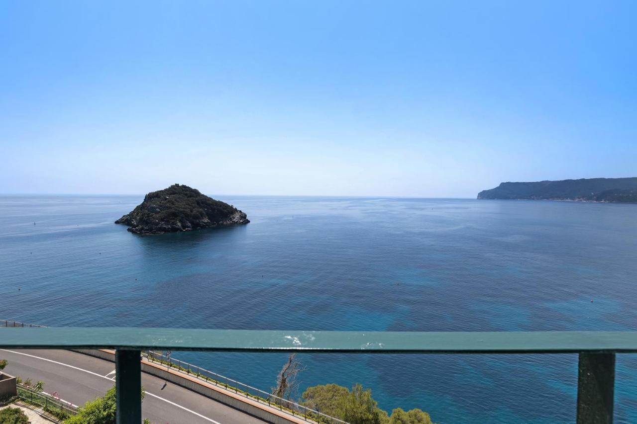Appartamento Stupenda Vista Mare Bergeggi Exteriör bild